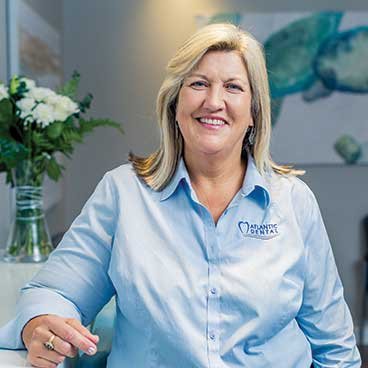 Photo of Dr. Heather Carr