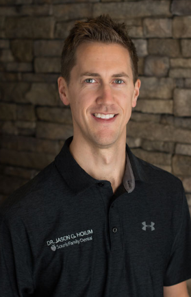 Photo of Dr. Jason Hoium
