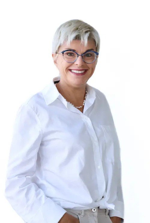 Photo of Dr. Linda Bélanger