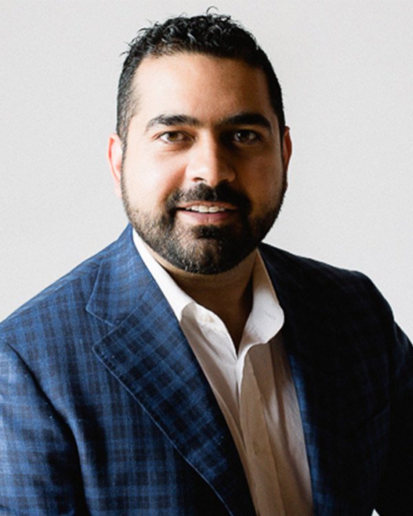 Photo of Dr. Mandeep Kanwar