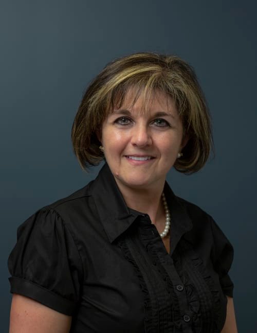 Photo of Dr. Mona Mohsen