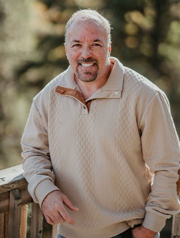 Photo of Dr. Phil Henriksen