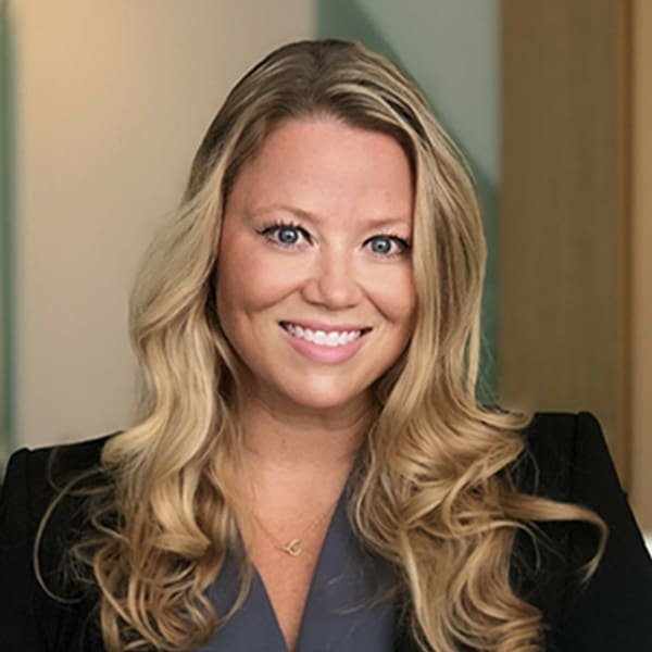 Photo of Dr. Raegan Arnason