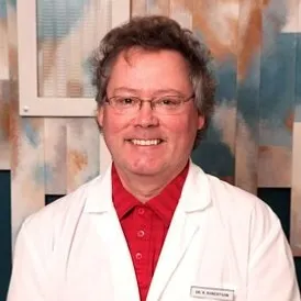 Photo of Dr. Reid Robertson