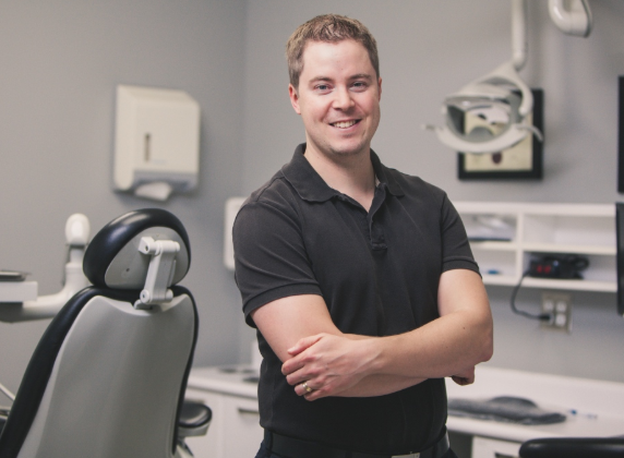 Photo of Dr. Timothy Richards